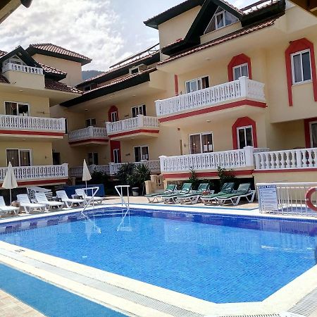 Sun Apart Hotel 이크멜러 외부 사진