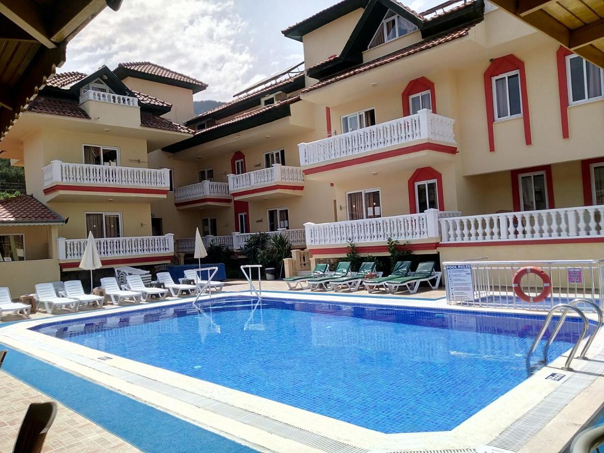 Sun Apart Hotel 이크멜러 외부 사진